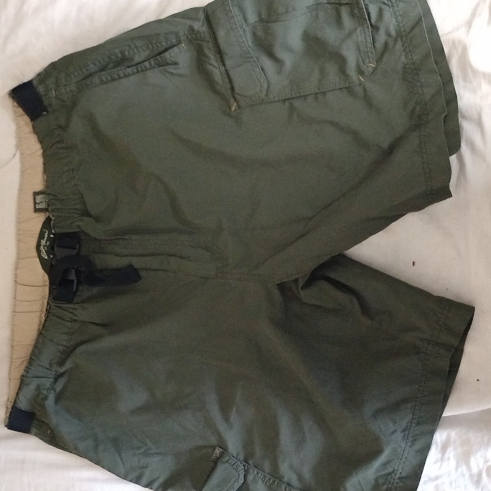 Eddie Bauer cargo shorts Large